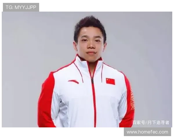 全运会举重男子55公斤级决赛湖南选手邹伟斌强势夺冠精彩表现赢得观众热烈喝彩